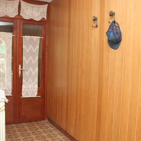 Sreser 4557b Apartment *